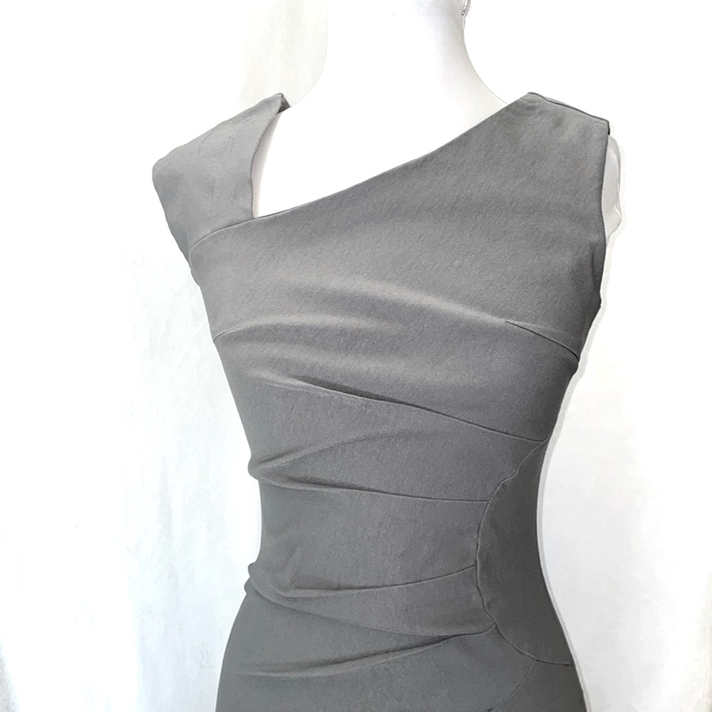 ❤️ Women’s EUC MUXXN Gray Sheath Dress 
Stretch Retro 50' Asymmetric Neck Sz M